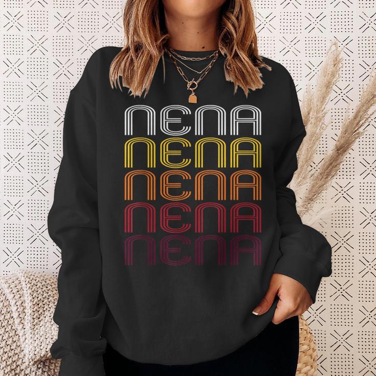 Nena Retro Wordmark Pattern -Intage Style Sweatshirt Geschenke für Sie