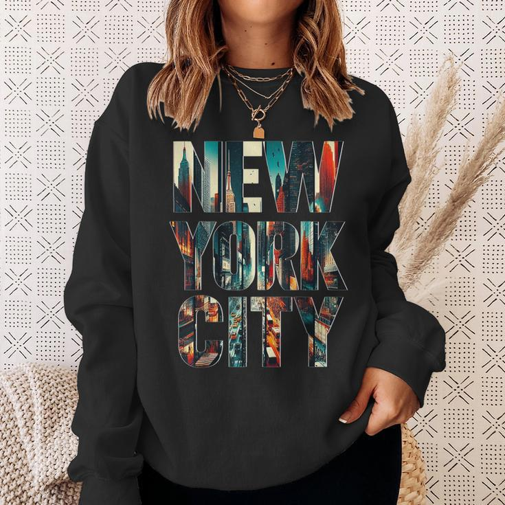 New York City Iconic Skyline Souvenir New York Love Nyc Sweatshirt Gifts for Her