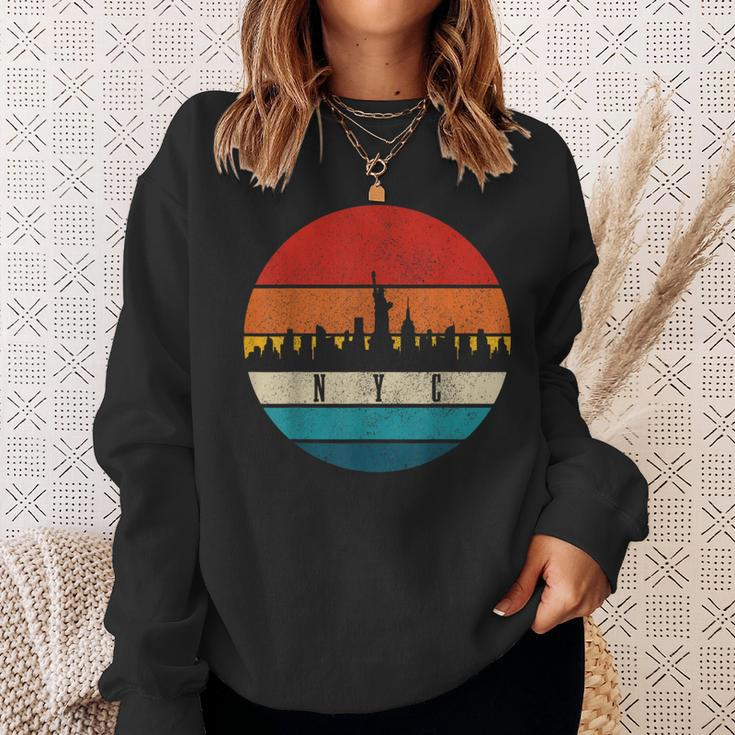 New York City Nyc Ny Skyline Pride Vintage Sweatshirt Gifts for Her