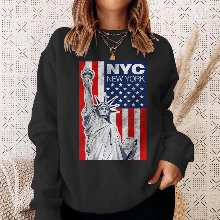 New York City Statue Of LibertyCool New York City Sweatshirt Gifts for Her