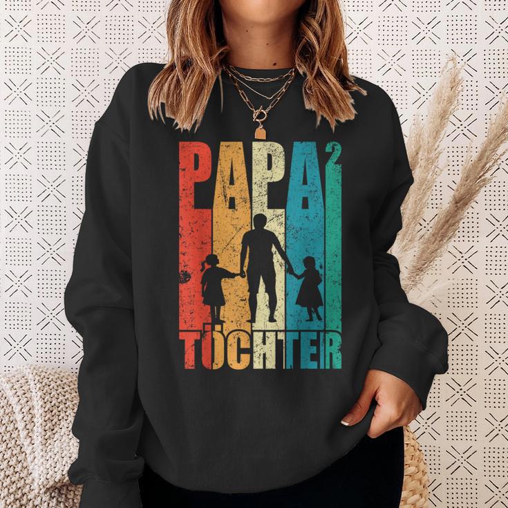 Papa Hoch 2 Dad Hoch 2 Töchter Zweifach Papa Father's Day S Sweatshirt Geschenke für Sie