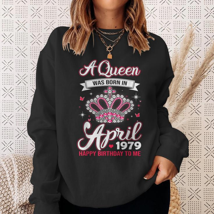 Queens Are Born In April 197940Th Birthday Sweatshirt Gifts for Her