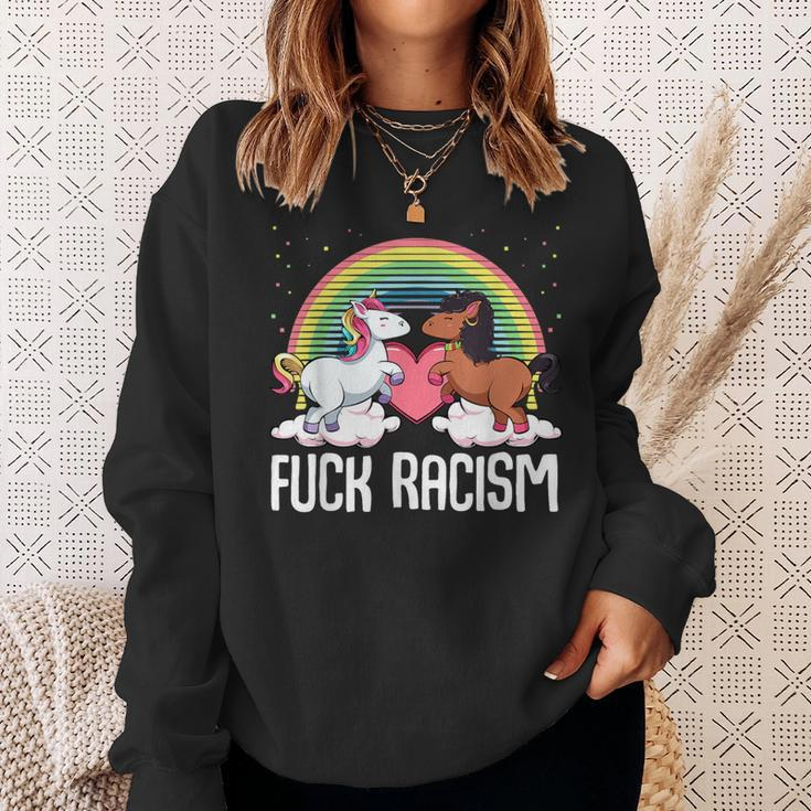 Racism Unicorn Anti Racism Sweatshirt Geschenke für Sie
