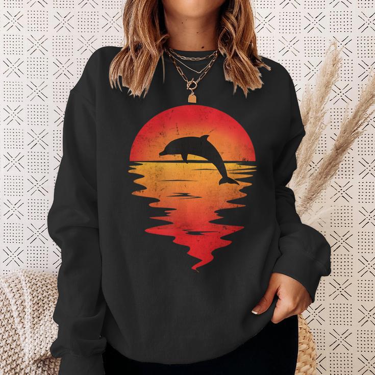 Retro Dolphin Sunset Romantic Vintage Dolphin Sweatshirt Gifts for Her