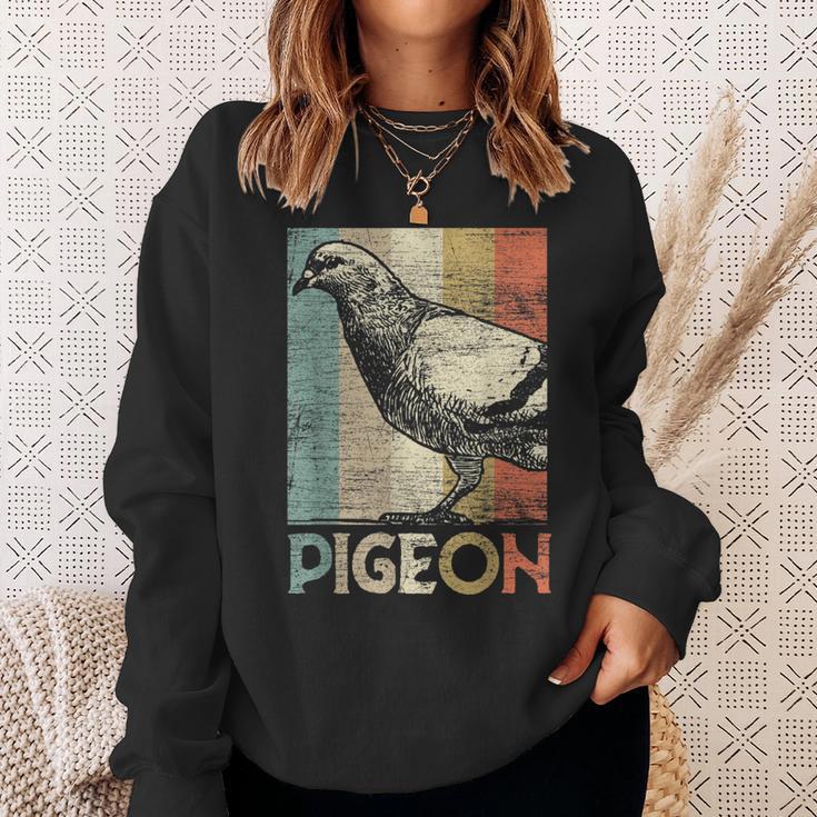 Retro Dove Sweatshirt Geschenke für Sie