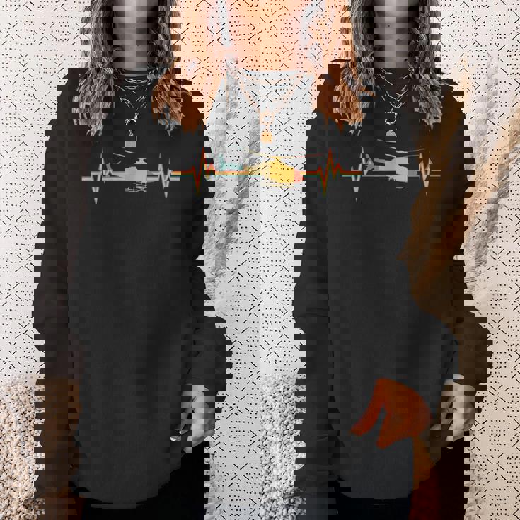 Retro Helicopter Heartbeat Aviation Pilot Helicopter Sweatshirt Gifts for Her