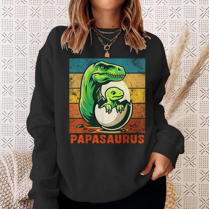 Retro Papasaurus Father's Day Best Dad T-Rex Papa Dinosaur Sweatshirt Gifts for Her