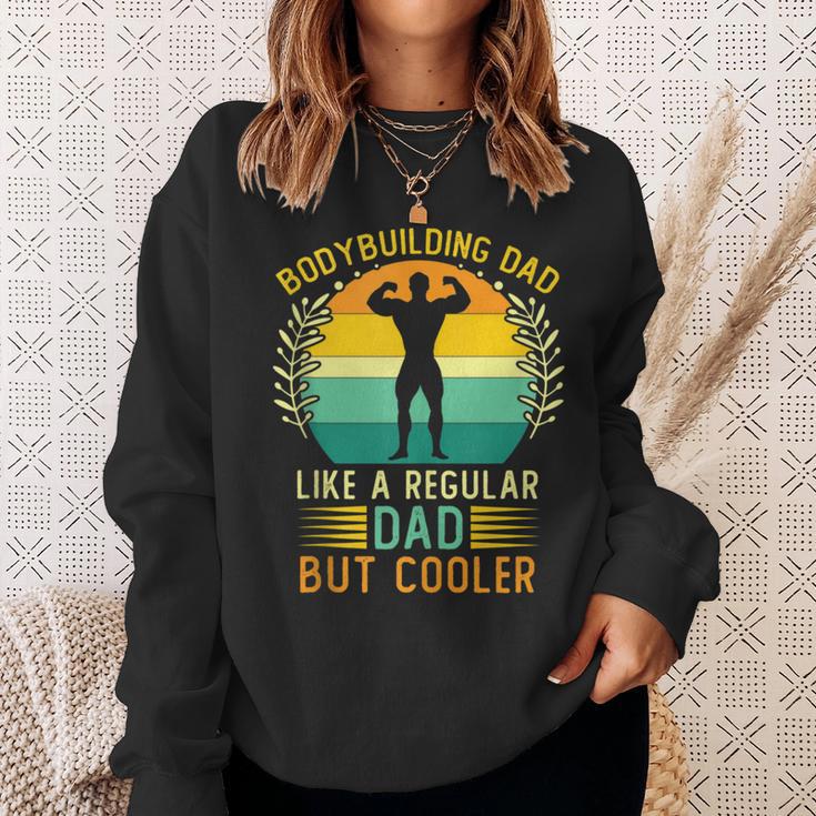 Retro Vintage Bodybuilding Dad Father's Day Lifting Daddy Sweatshirt Gifts for Her