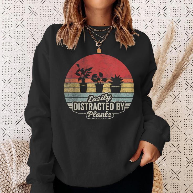 Retro Vintage Easily Distracted By Plants Gardening Sweatshirt Gifts for Her