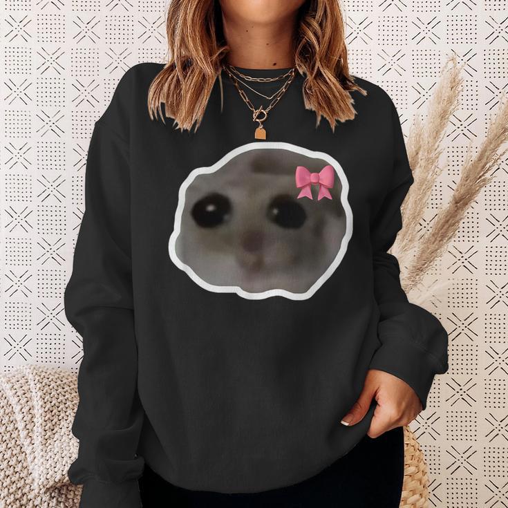 Sad Hamster Meme Sad Hamster Sweatshirt Geschenke für Sie