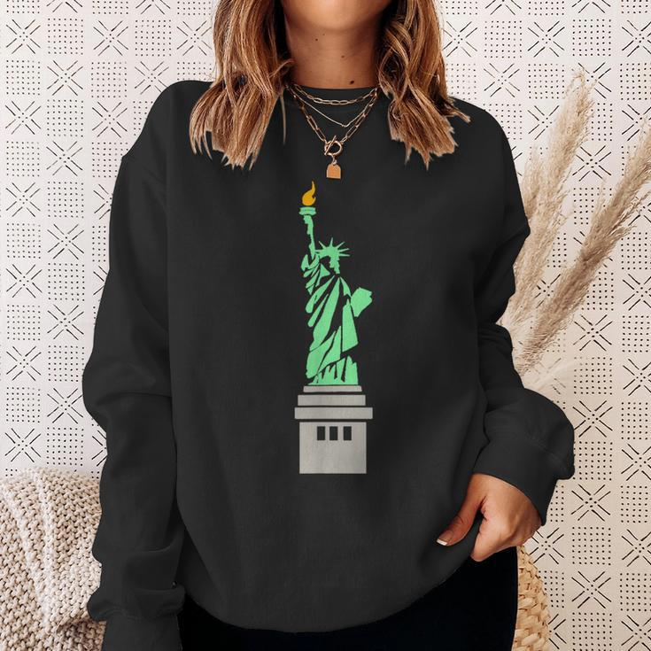 Statue Of LibertyNyc Statue Sweatshirt Gifts for Her