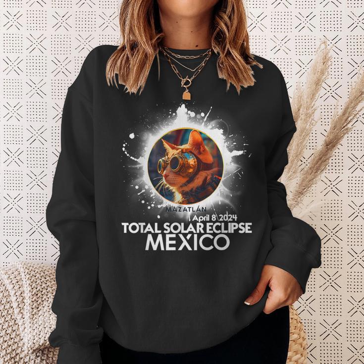 Total Solar Eclipse Mazatlan Mexico 2024 Astronomy Cat Sweatshirt Gifts for Her