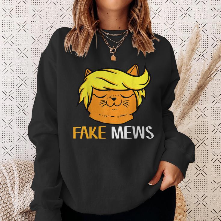 Trump Hair Cat 45 2020 Fake News Cool Pro Republicans Sweatshirt Gifts for Her