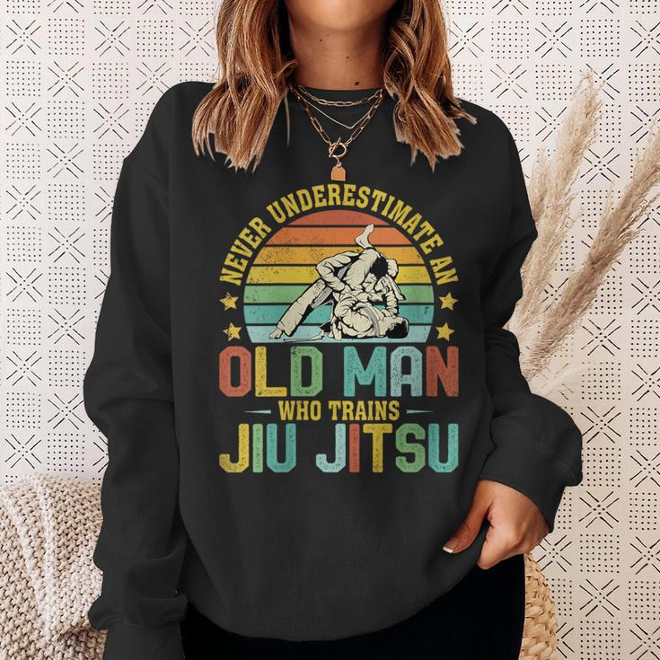 Never Underestimate An Old Man Who Trains Jiu Jitsu Mens Sweatshirt Gifts for Her