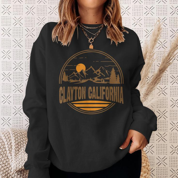 Vintage Clayton California Mountain Hiking Souvenir Print Sweatshirt Gifts for Her