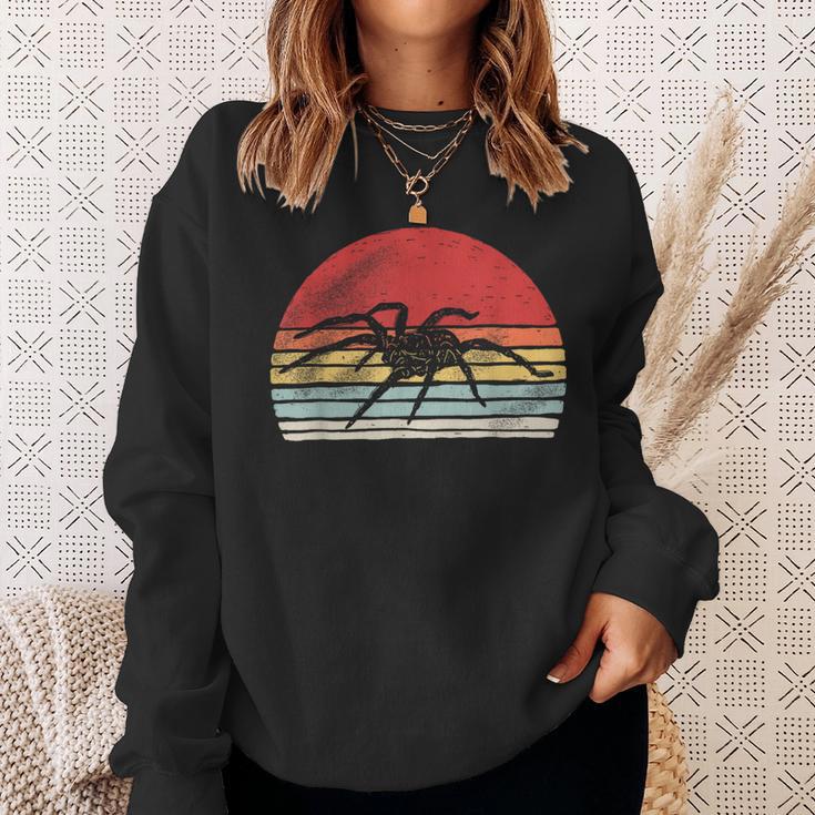 Vintage Retro Wolf Spider Sweatshirt Gifts for Her