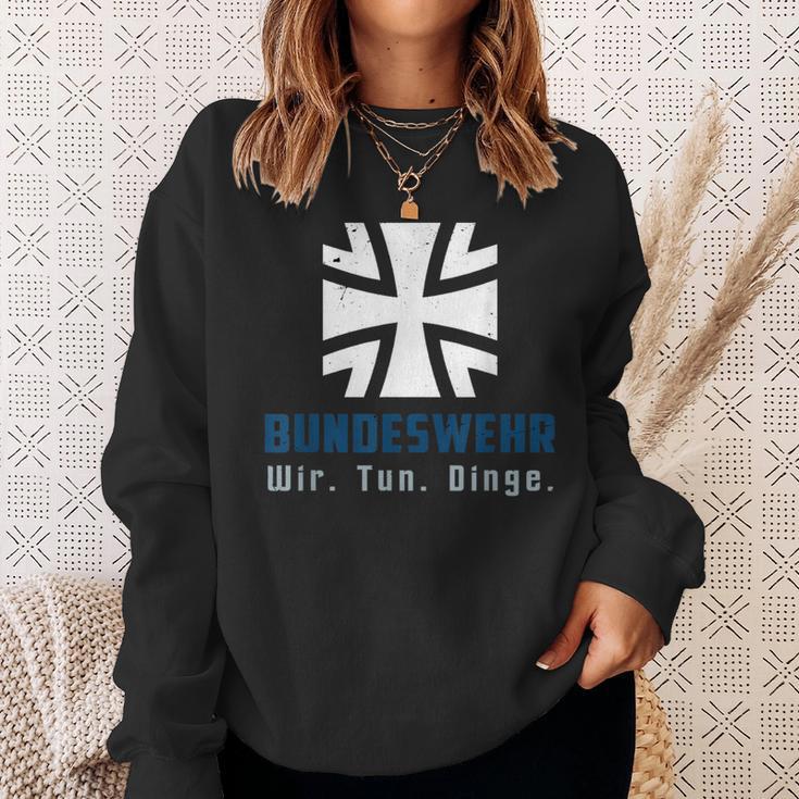 Wir Tun Dinge Sweatshirt Geschenke für Sie