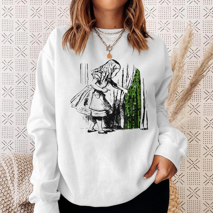 Alice In Matrix Land Programmer Sweatshirt Geschenke für Sie