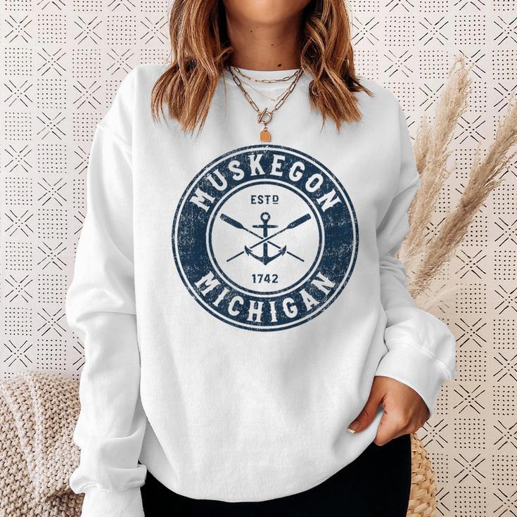 Muskegon Michigan Mi Vintage Boat Anchor & Oars Sweatshirt Gifts for Her