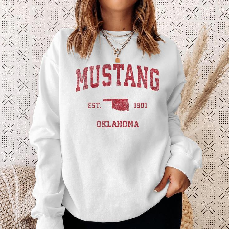 Mustang Oklahoma Ok Vintage Sports Red PrintS Sweatshirt Geschenke für Sie