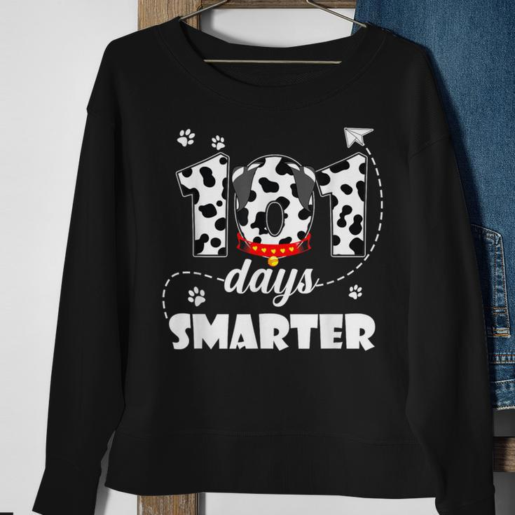 101 Days Smarter Dog Happy 101 Days School Student Teacher Sweatshirt Gifts for Old Women