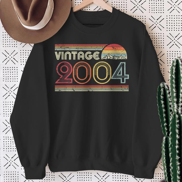 16Th Birthday Classic Vintage 2004 Sweatshirt Gifts for Old Women