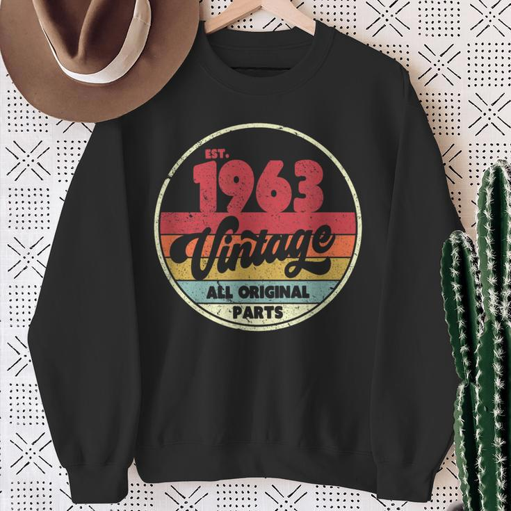 1963 VintageBirthday Retro Style Sweatshirt Gifts for Old Women