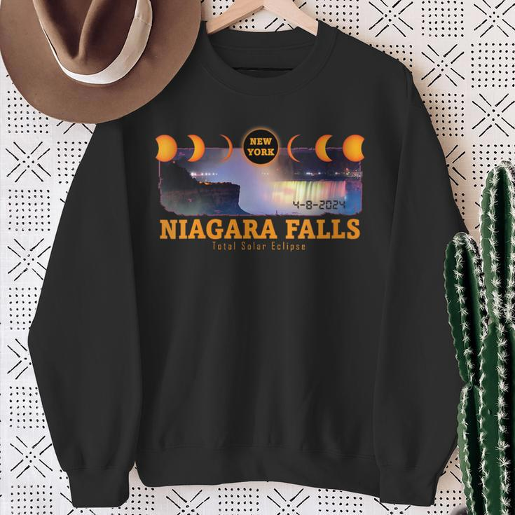 2024 Niagara Falls New York Total Solar Eclipse Souvenir Sweatshirt Gifts for Old Women