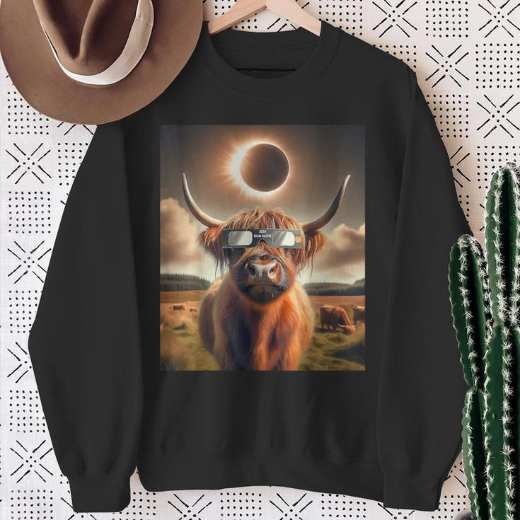 2024 Total Solar Eclipse Highland Cow Wearing Sunglasses Sweatshirt Gifts for Old Women