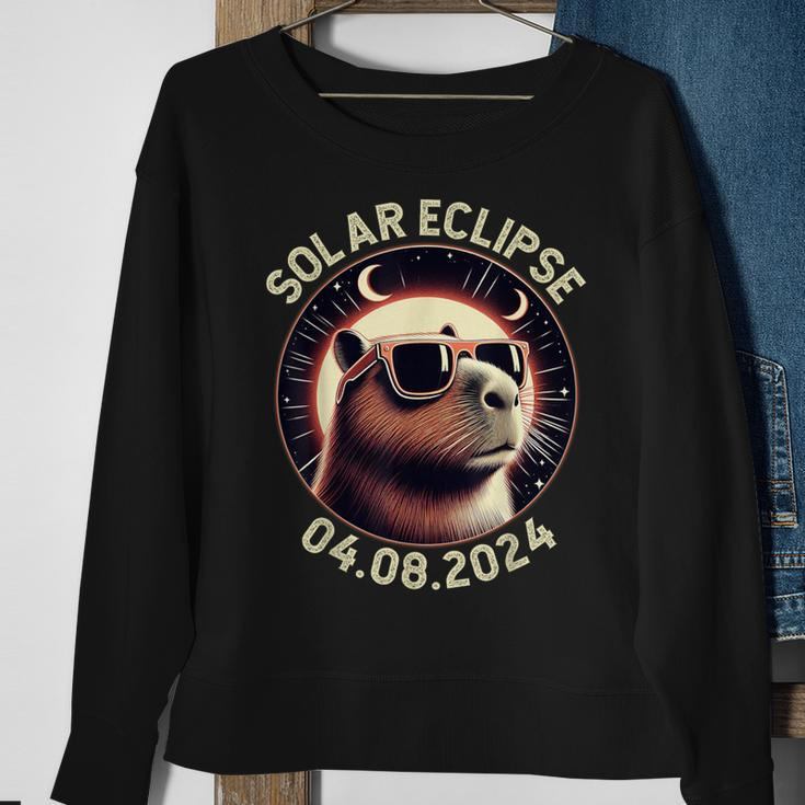 America Totality 40824 Retro Capybara Solar Eclipse 2024 Sweatshirt Gifts for Old Women