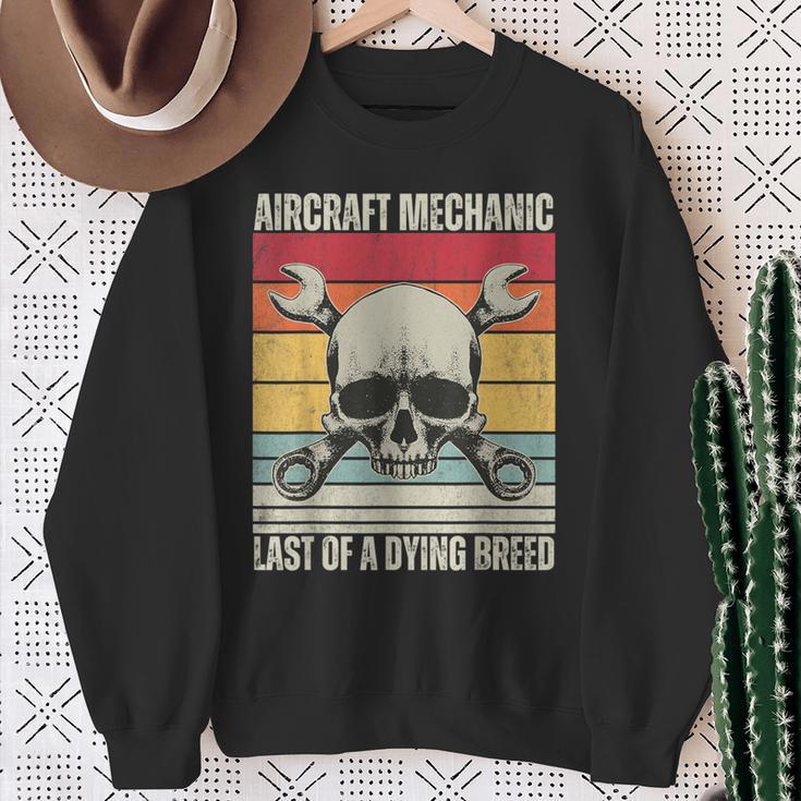 Aviation Mechanic Vintage Skull Vintage Aircraft Mechanic Sweatshirt Gifts for Old Women