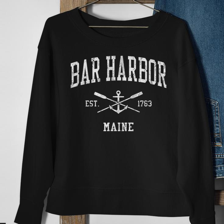 Bar Harbor Me Vintage Crossed Oars & Boat Anchor Sports Sweatshirt Gifts for Old Women