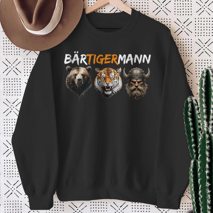 Bärtigermann Bear Tiger Mann Viking Fan Word Game Sweatshirt Geschenke für alte Frauen