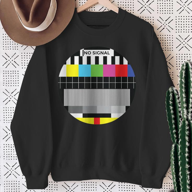 Beautiful No Signal Tv Colorful Test Pattern Classic Sweatshirt Gifts for Old Women