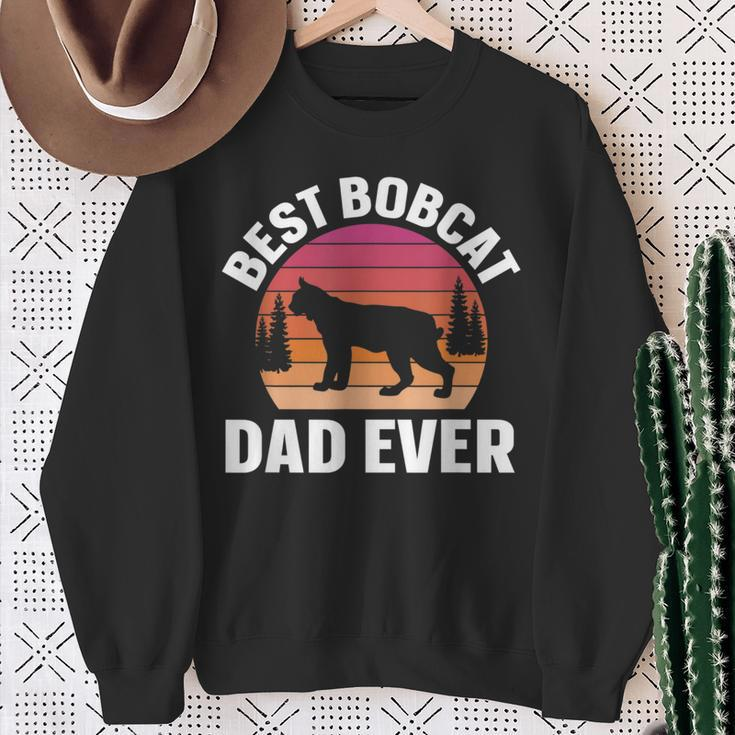 Best Bobcat Dad Retro Animal Lover Sweatshirt Gifts for Old Women