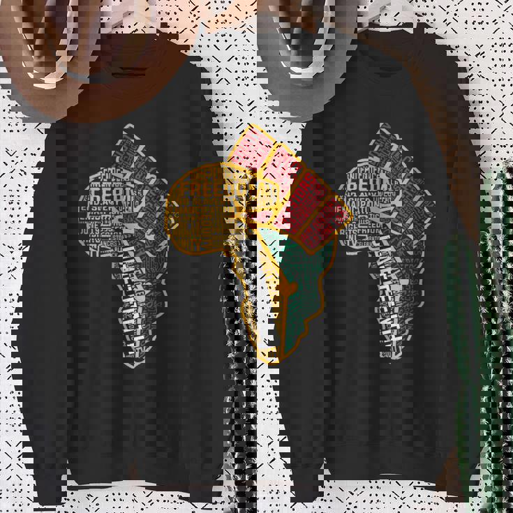 Black History Junenth Black Freedom 1865 African American Sweatshirt Gifts for Old Women