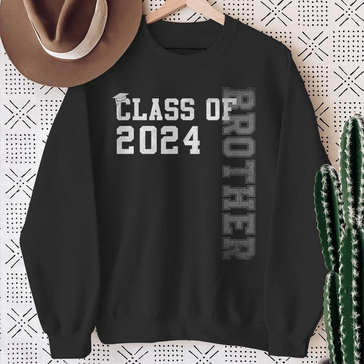 Brother Senior 24 Proud Brother Of A Class Of 2024 Graduate Sweatshirt Gifts for Old Women
