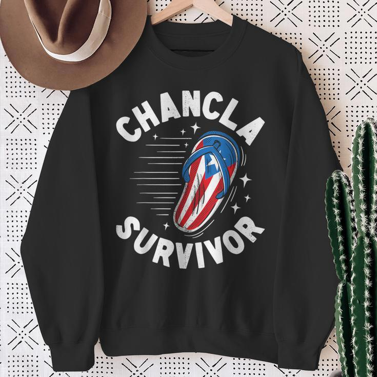 Chancla Survivor Puerto Rican Puerto Rico Spanish Joke Sweatshirt Gifts for Old Women