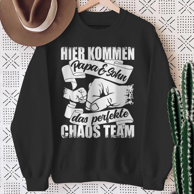 Chaos Team Papa Und Sohn Werdenderater Papa Loading Sweatshirt Geschenke für alte Frauen