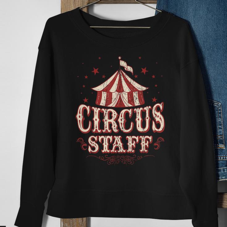 Circus Staff Vintage Circus Circus Staff Sweatshirt Geschenke für alte Frauen