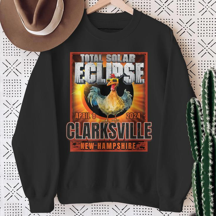 Clarksville New Hampshire Total Solar Eclipse Chicken Sweatshirt Gifts for Old Women