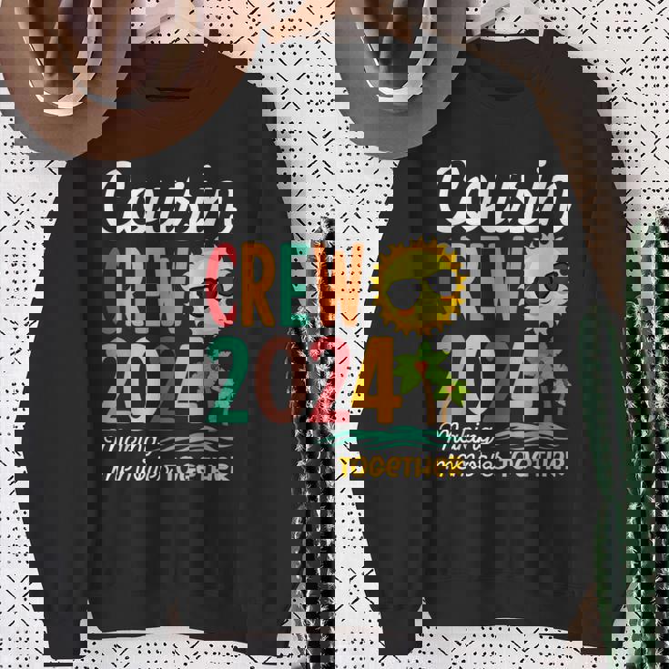 Cousin Crew 2024 Summer Vacation Beach Family Trip Matching Sweatshirt Gifts for Old Women