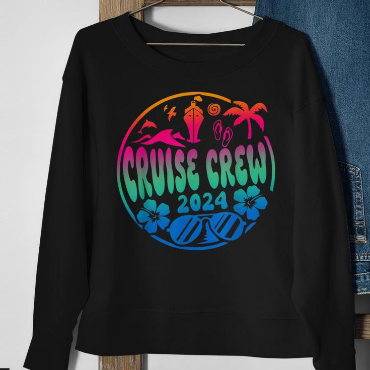 Cruisin Crew 2024 Cruise Family Friends Vacation Matching Sweatshirt Gifts for Old Women