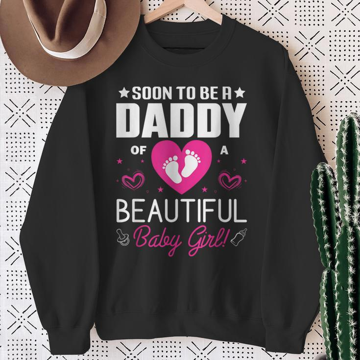 Cute Expecting Father Dad Soon To Be Daddy Of A Girl Sweatshirt Gifts for Old Women