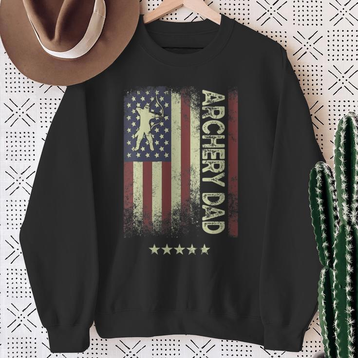 Damen Usa Amerikanische Flagge – Bogenschießen Papa Mit-Ausschnitt Sweatshirt Geschenke für alte Frauen