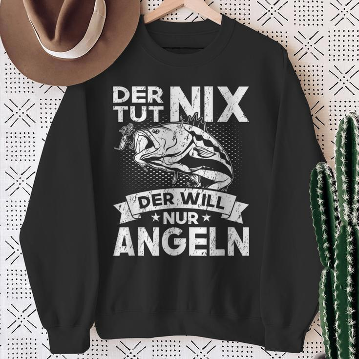 Der Tut Nix Der Will Nur Fischen German Language Sweatshirt Geschenke für alte Frauen
