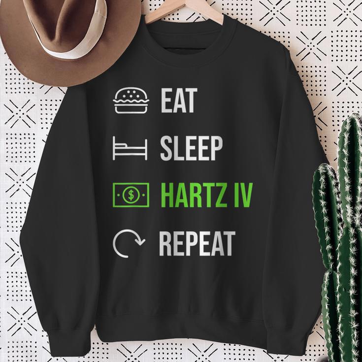 Eat Sleep Hartz 4 Repeat Sweatshirt Geschenke für alte Frauen