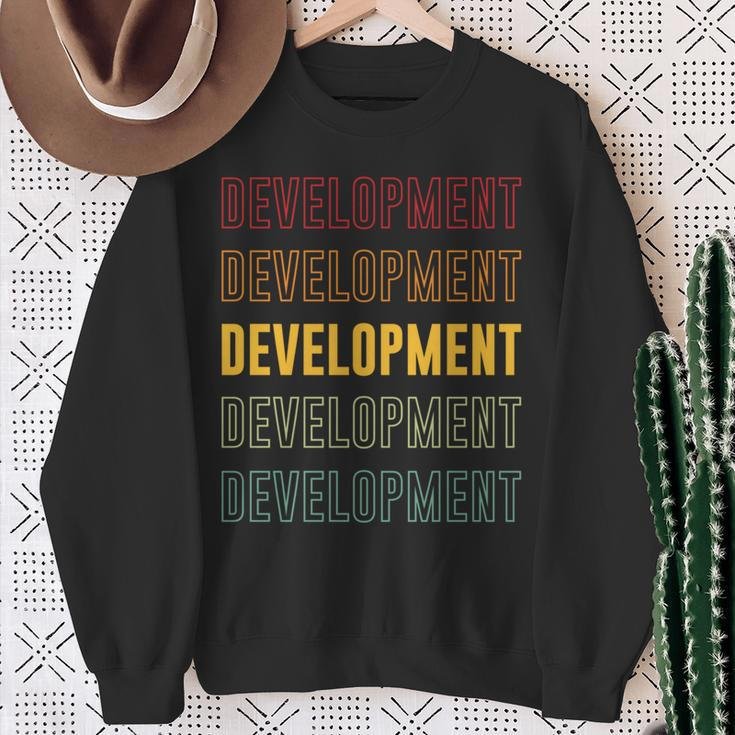 Entwicklungsstolz Entwicklung Sweatshirt Geschenke für alte Frauen