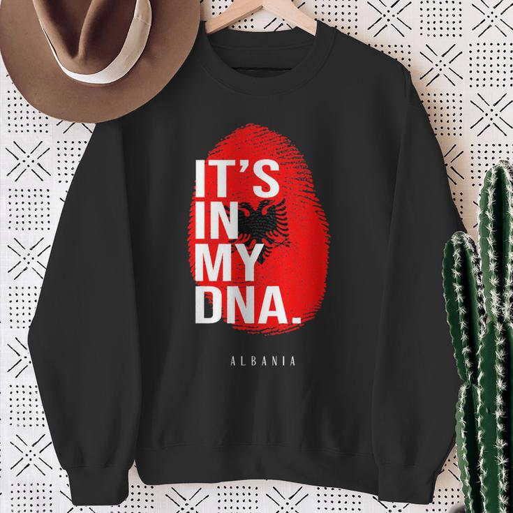 Es Ist In Meiner Dna Albanian Albania Origin Genetics Sweatshirt Geschenke für alte Frauen