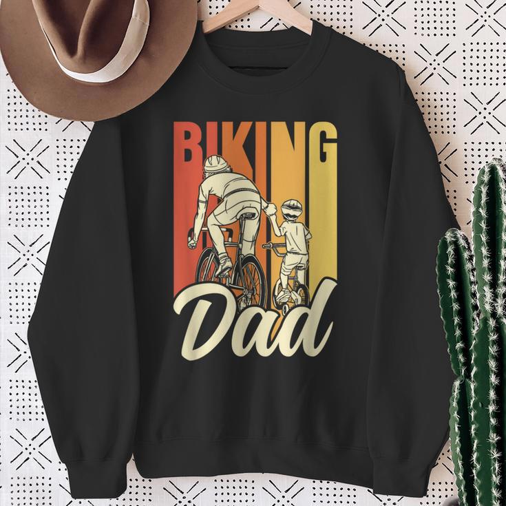 Fahrradfahrenderater Radfahren Radfahrer Fahrrad Papa Papi Sweatshirt Geschenke für alte Frauen